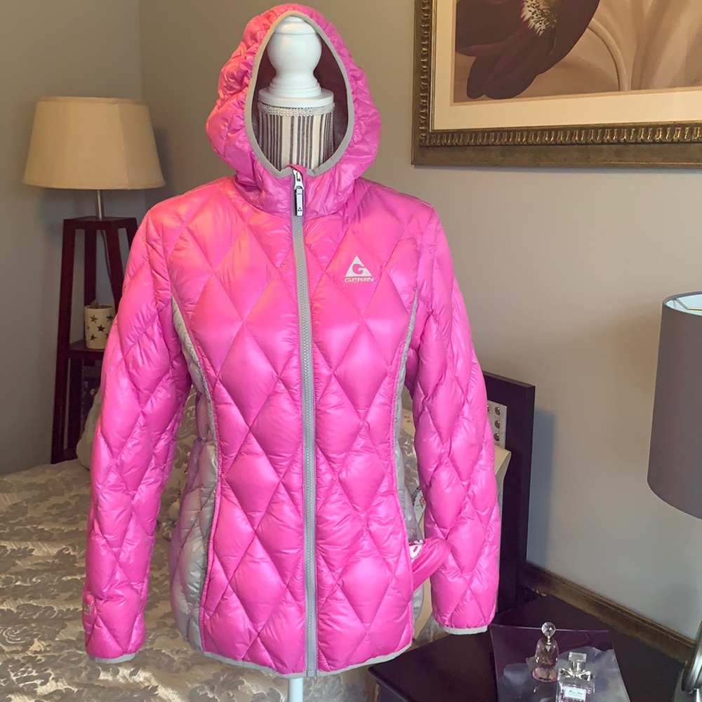 Light down packable jacket.